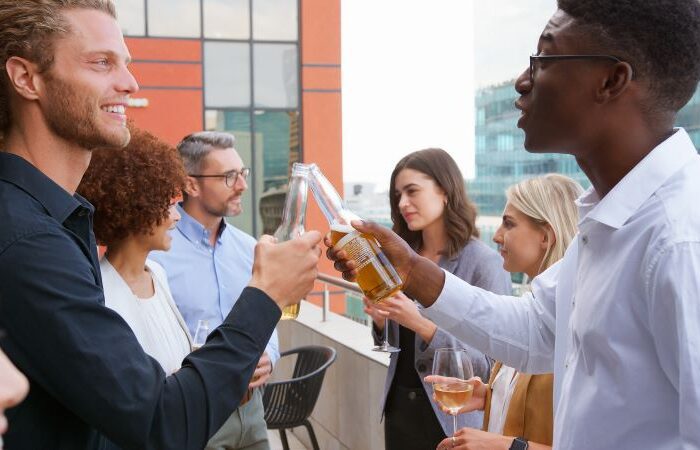 Apéro_5a7_collègues_terrasse Apéro_5a7_collègues_terrasse